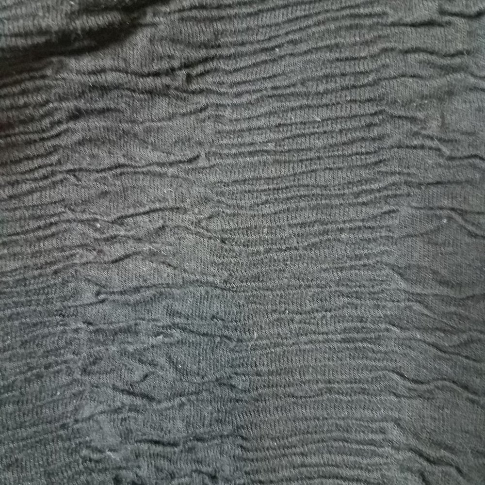 Black Ribbed Crop Top - Picture 3 of 5